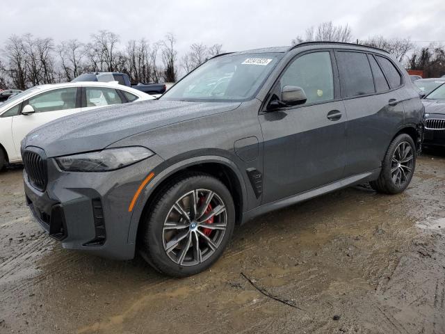 Obraz 1 z 2024 BMW X5 XDRIVE50E 2024 z VIN 5UX43EU09R9U33999