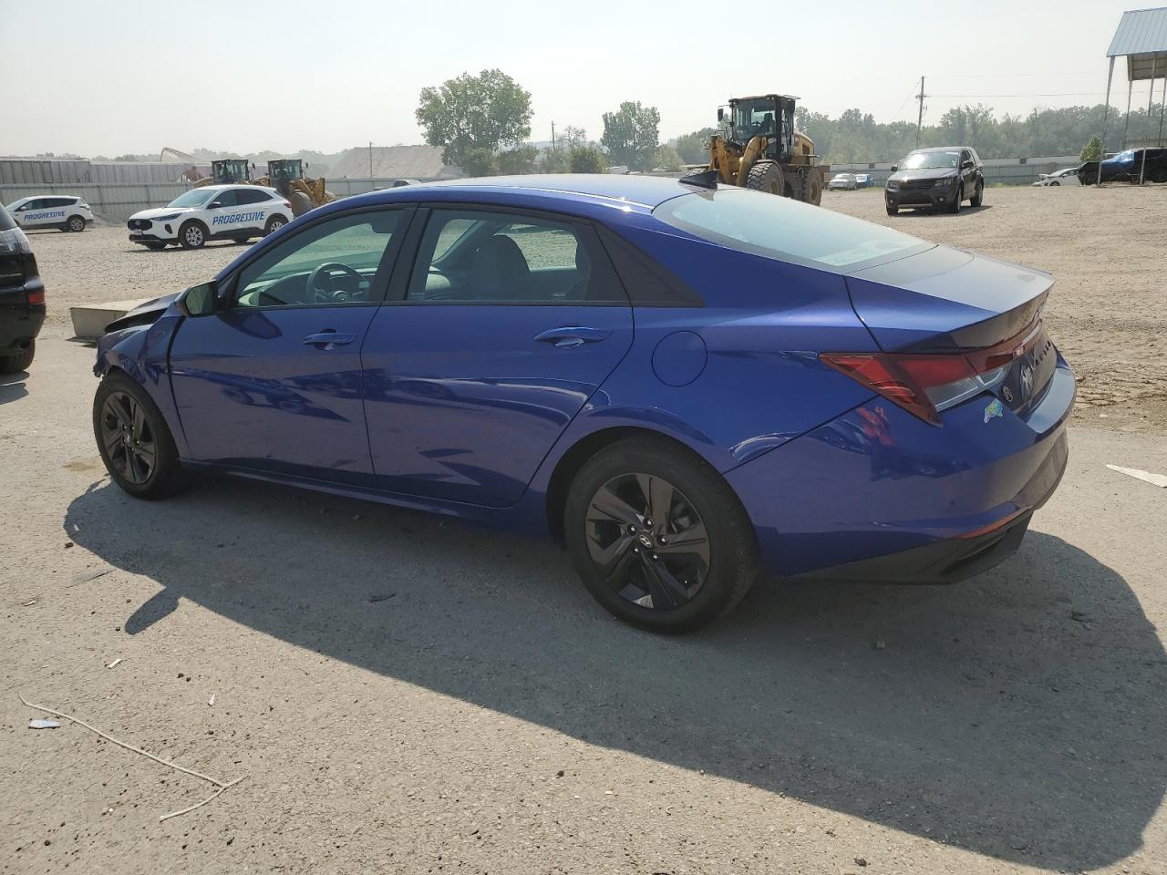 Obraz 2 z 2022 HYUNDAI ELANTRA SEL 2022 z VIN 5NPLS4AG7NH082054