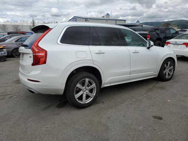 Obraz 3 z 2020 VOLVO XC90 T6 MOMENTUM 2020 z VIN YV4A22PK3L1570605