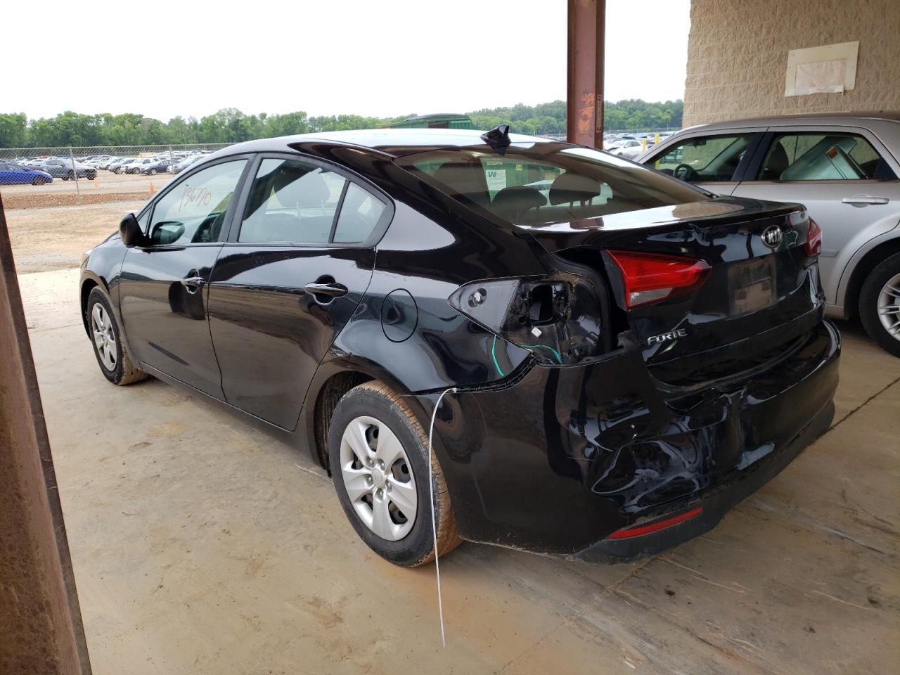 Obraz 2 z 2018 KIA FORTE LX 2018 z VIN 3KPFK4A73JE271957