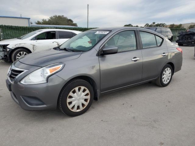 Obraz 1 z 2017 NISSAN VERSA S 2017 z VIN 3N1CN7AP1HL816946