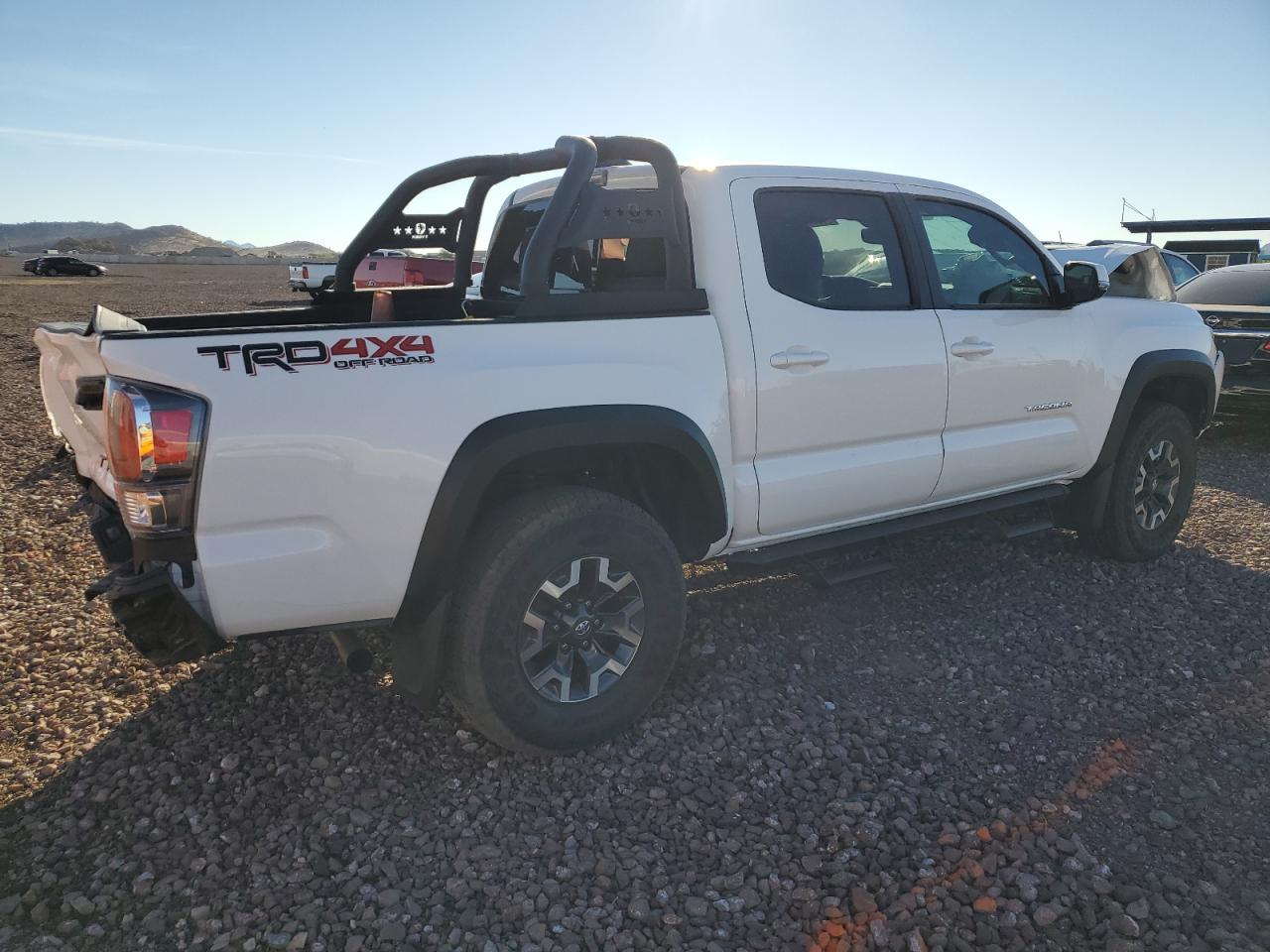 Изображение 3 2023 TOYOTA TACOMA DOUBLE CAB 2023 с VIN 3TMCZ5AN5PM585157