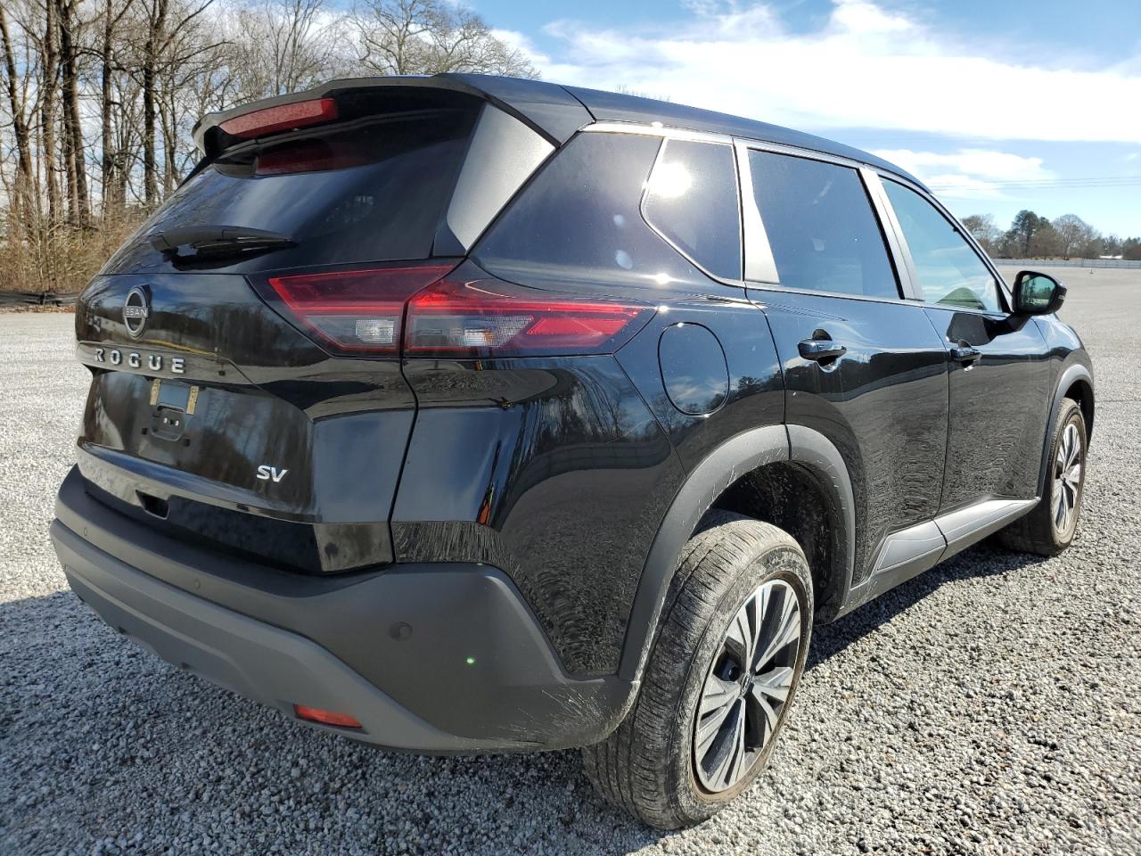 Image 3 of 2022 NISSAN ROGUE SV 2022 with VIN 5N1BT3BA1NC720173