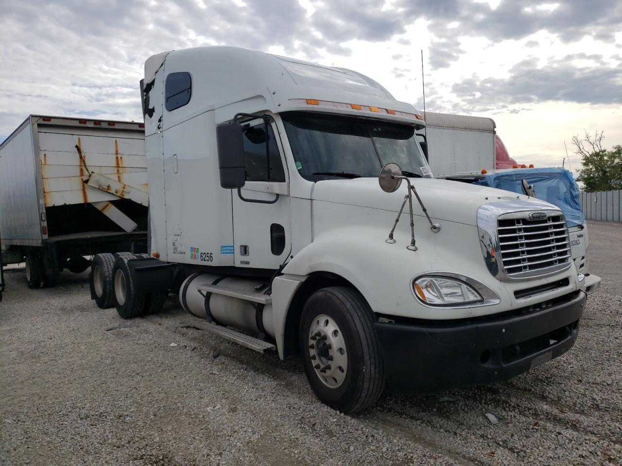 2007 FREIGHTLINER CONVENTIONAL COLUMBIA 2007 image