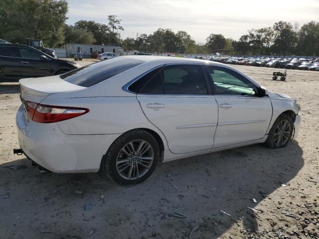 Image 3 of 2016 TOYOTA CAMRY LE 2016 with VIN 4T1BF1FK3GU143982