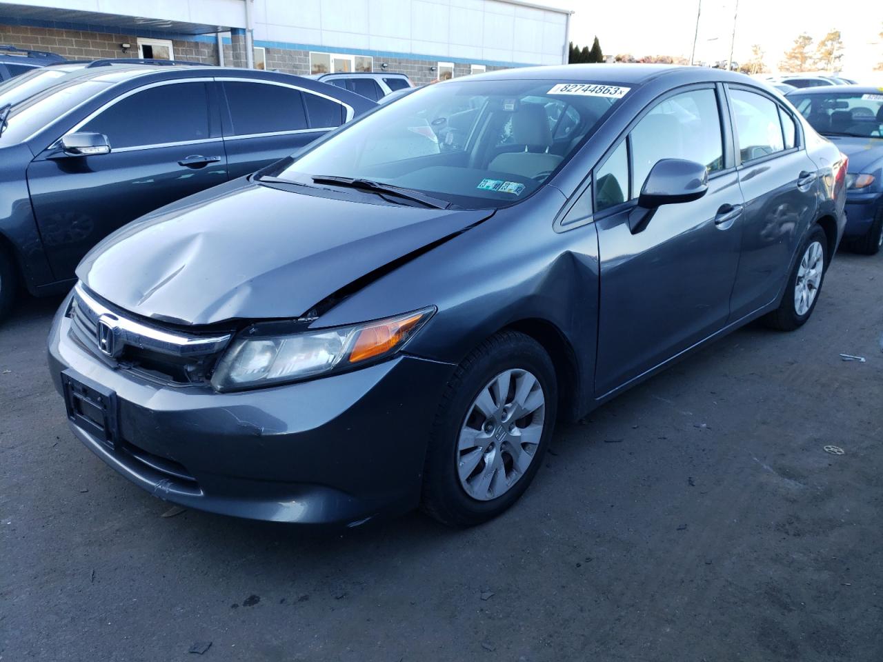 Изображение 1 2012 HONDA CIVIC LX 2012 с VIN 19XFB2F56CE325587