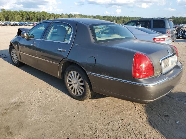 Obraz 2 z 2003 LINCOLN TOWN CAR EXECUTIVE 2003 z VIN 1LNHM81W23Y650832