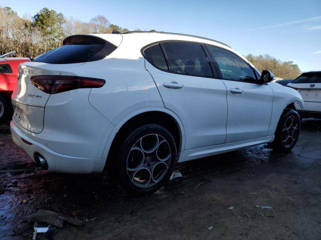 Image 3 of 2020 ALFA ROMEO STELVIO  2020 with VIN ZASPAJAN7L7C76156