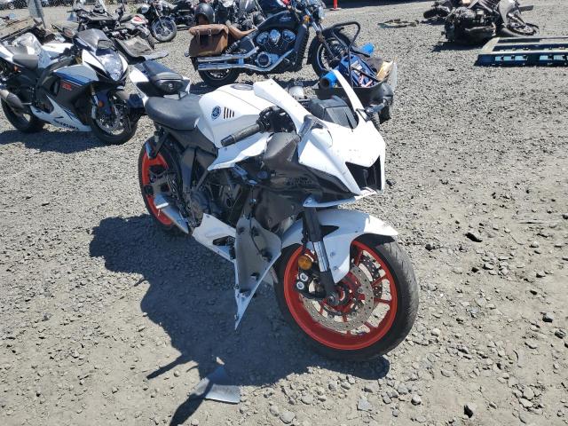 Obraz 1 z 2023 YAMAHA YZFR7  2023 z VIN JYARM38E1PA006497