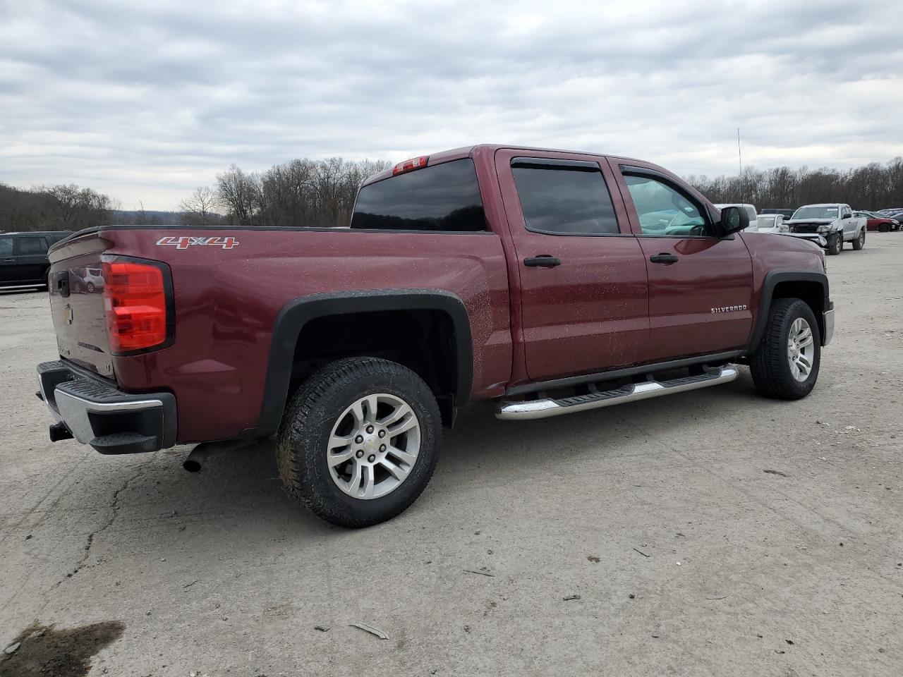 Image 3 of 2014 CHEVROLET SILVERADO K1500 LT 2014 with VIN 3GCUKREC2EG220939