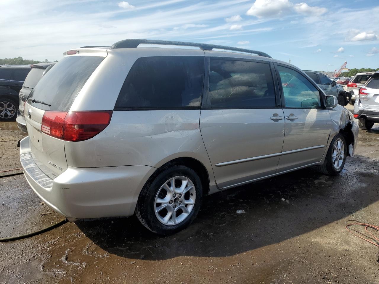 Изображение 3 2005 TOYOTA SIENNA XLE 2005 с VIN 5TDZA22CX5S311687