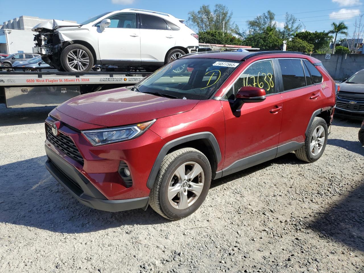 2021 TOYOTA RAV4 XLE 2021 image