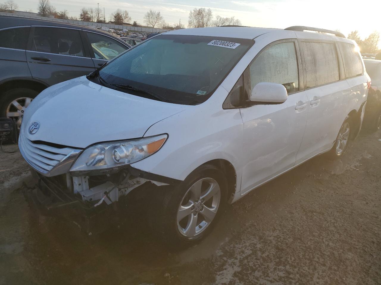 Image 1 of 2015 TOYOTA SIENNA LE 2015 with VIN 5TDKK3DC2FS612036