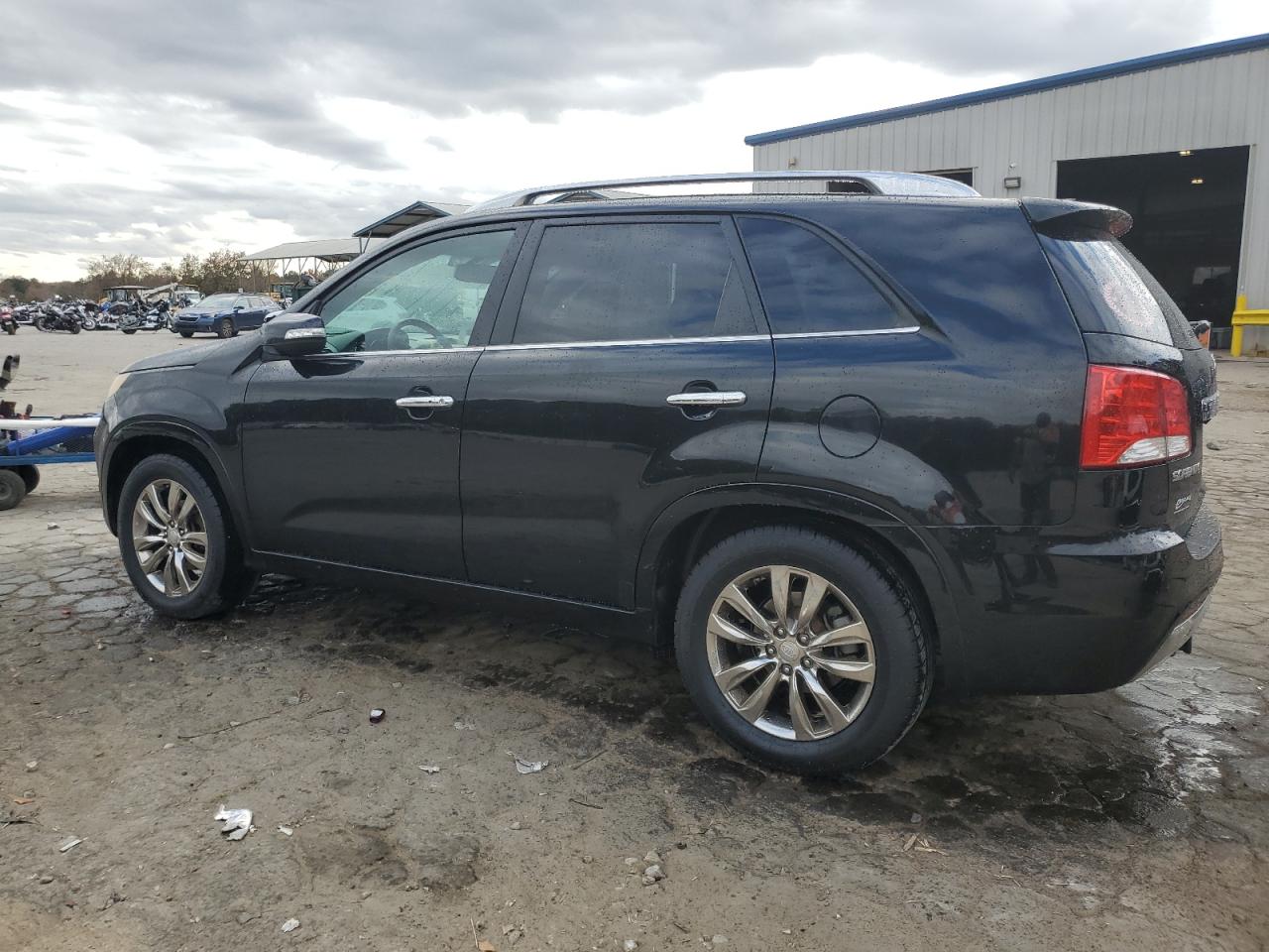 Image 2 of 2011 KIA SORENTO SX 2011 with VIN 5XYKW4A29BG110069