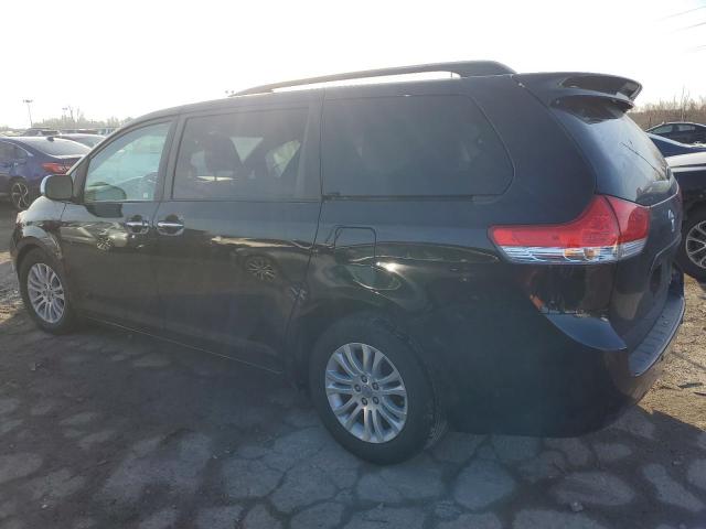 Obraz 2 z 2013 TOYOTA SIENNA XLE 2013 z VIN 5TDYK3DC1DS337802