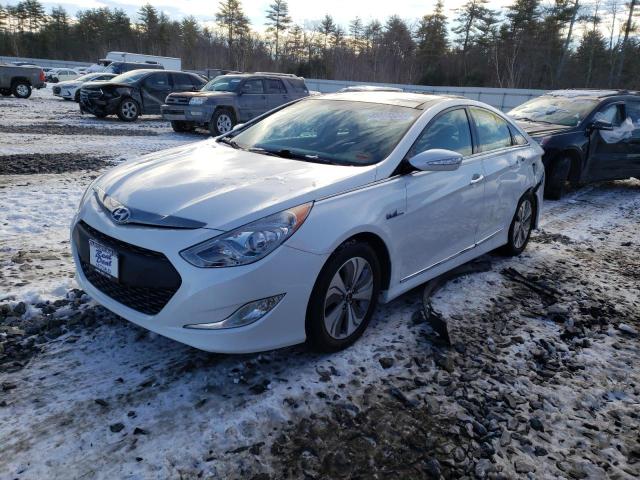 Image 1 of 2015 HYUNDAI SONATA HYBRID 2015 with VIN KMHEC4A46FA120129