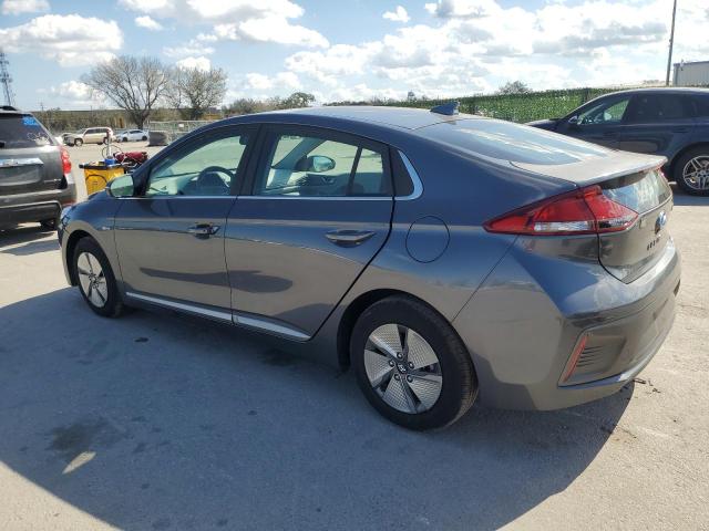 Image 2 of 2020 HYUNDAI IONIQ SE 2020 with VIN KMHC75LC6LU205648