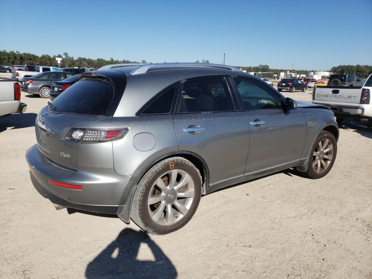 Image 3 of 2005 INFINITI FX35  2005 with VIN JNRAS08U55X102947