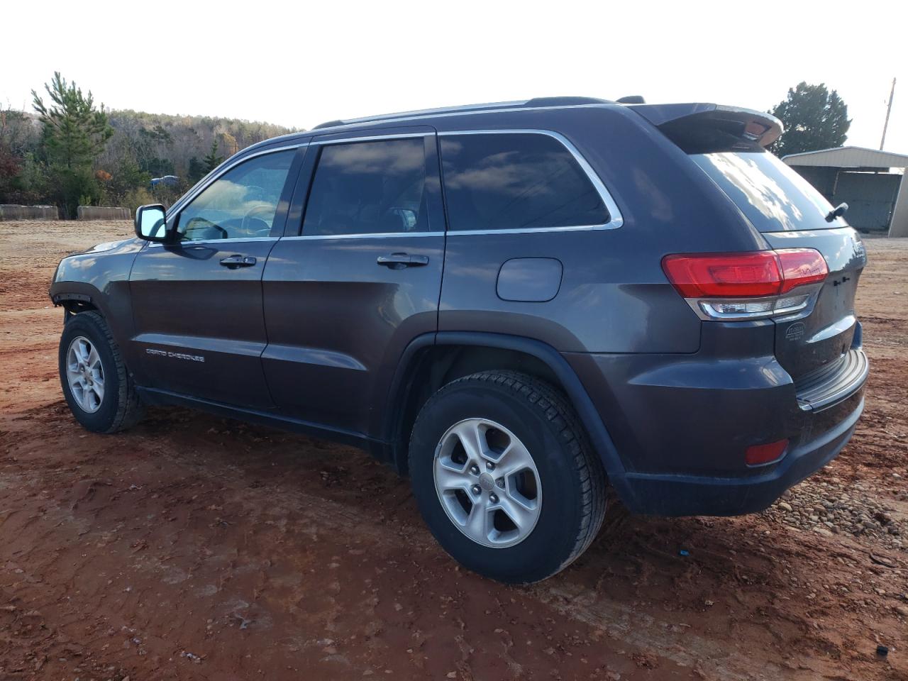 Изображение 2 2015 JEEP GRAND CHEROKEE LAREDO 2015 с VIN 1C4RJEAGXFC199725