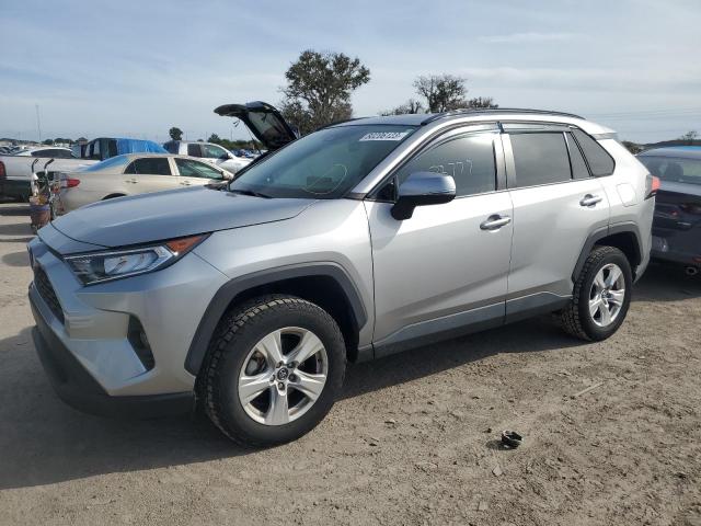 Image 1 of 2020 TOYOTA RAV4 XLE 2020 with VIN 2T3P1RFV1LC122581