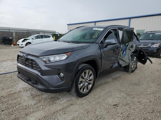 Изображение 1 2021 TOYOTA RAV4 XLE PREMIUM 2021 с VIN 2T3C1RFV1MC095978