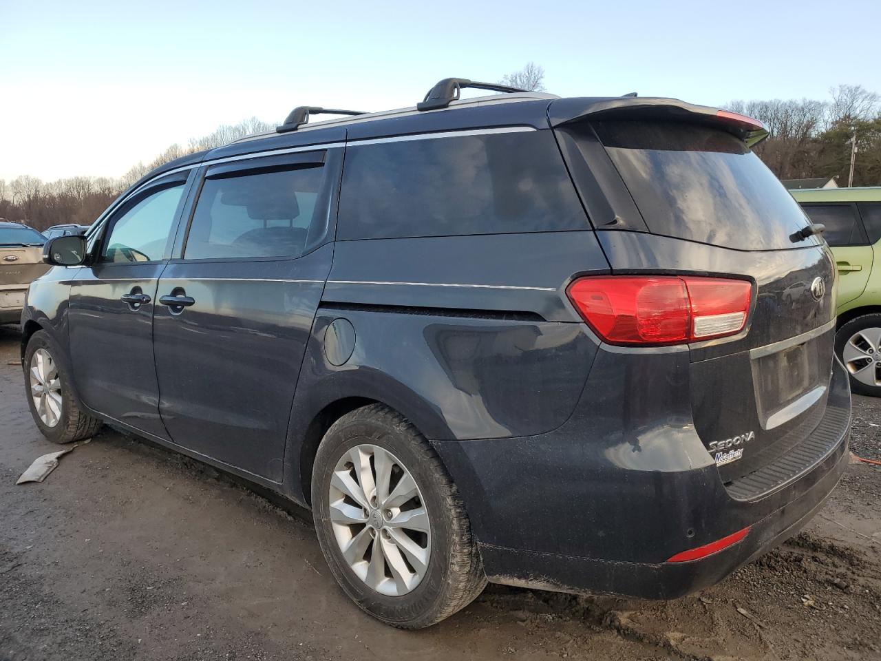 Изображение 2 2015 KIA SEDONA EX 2015 с VIN KNDMC5C1XF6020935