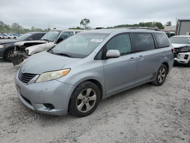 2011 TOYOTA SIENNA LE 2011 image