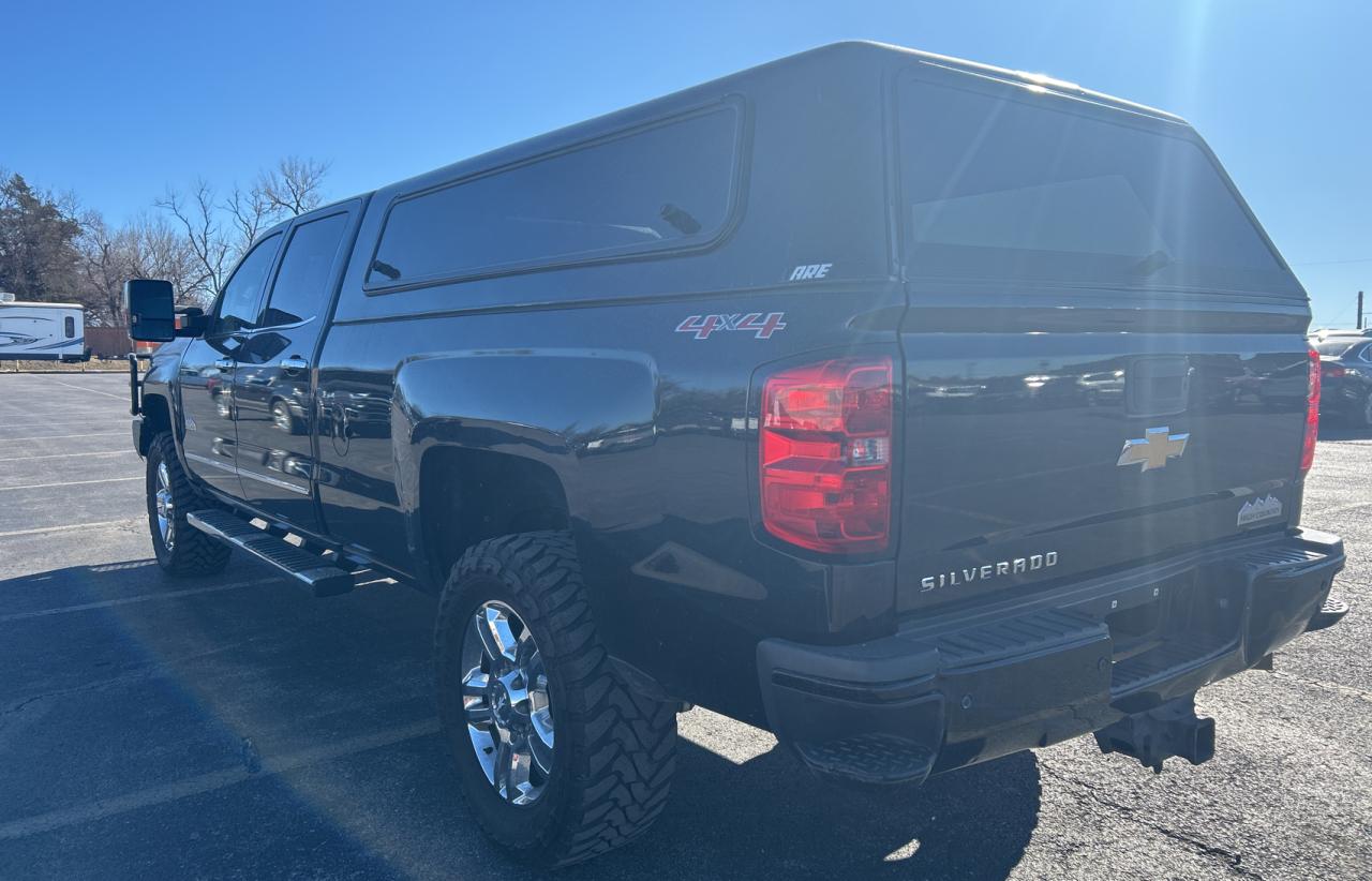 Изображение 3 2015 CHEVROLET SILVERADO K2500 HIGH COUNTRY 2015 с VIN 1GC1KXE87FF642503