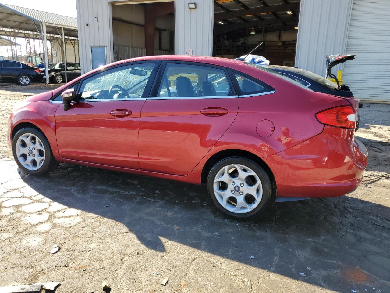 Изображение 2 2011 FORD FIESTA SEL 2011 с VIN 3FADP4CJ7BM226597