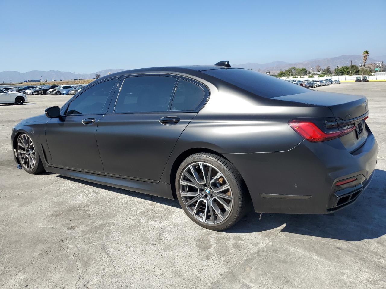 Image 2 of 2021 BMW 750 XI 2021 with VIN WBA7U2C04MCF87477