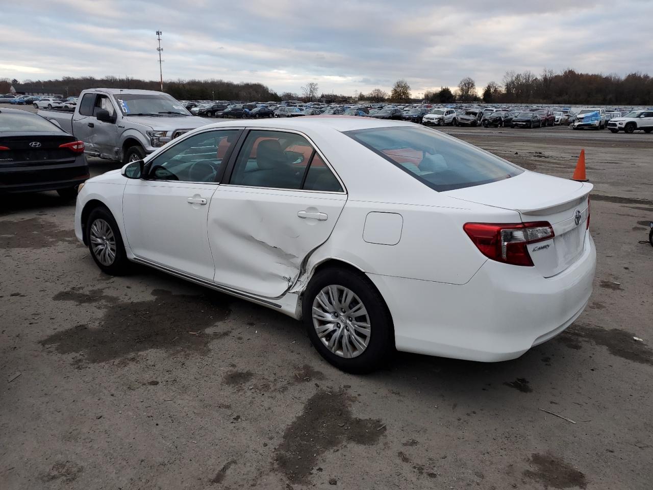 Image 2 of 2013 TOYOTA CAMRY L 2013 with VIN 4T4BF1FK2DR325822
