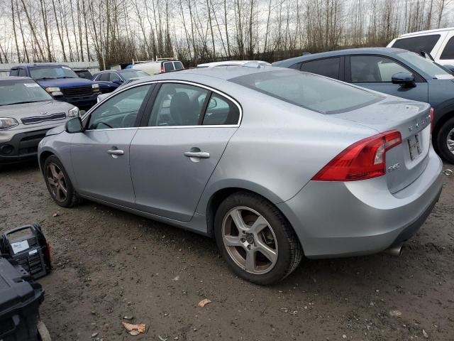 Obraz 2 z 2013 VOLVO S60 T5 2013 z VIN YV1612FH9D2202338