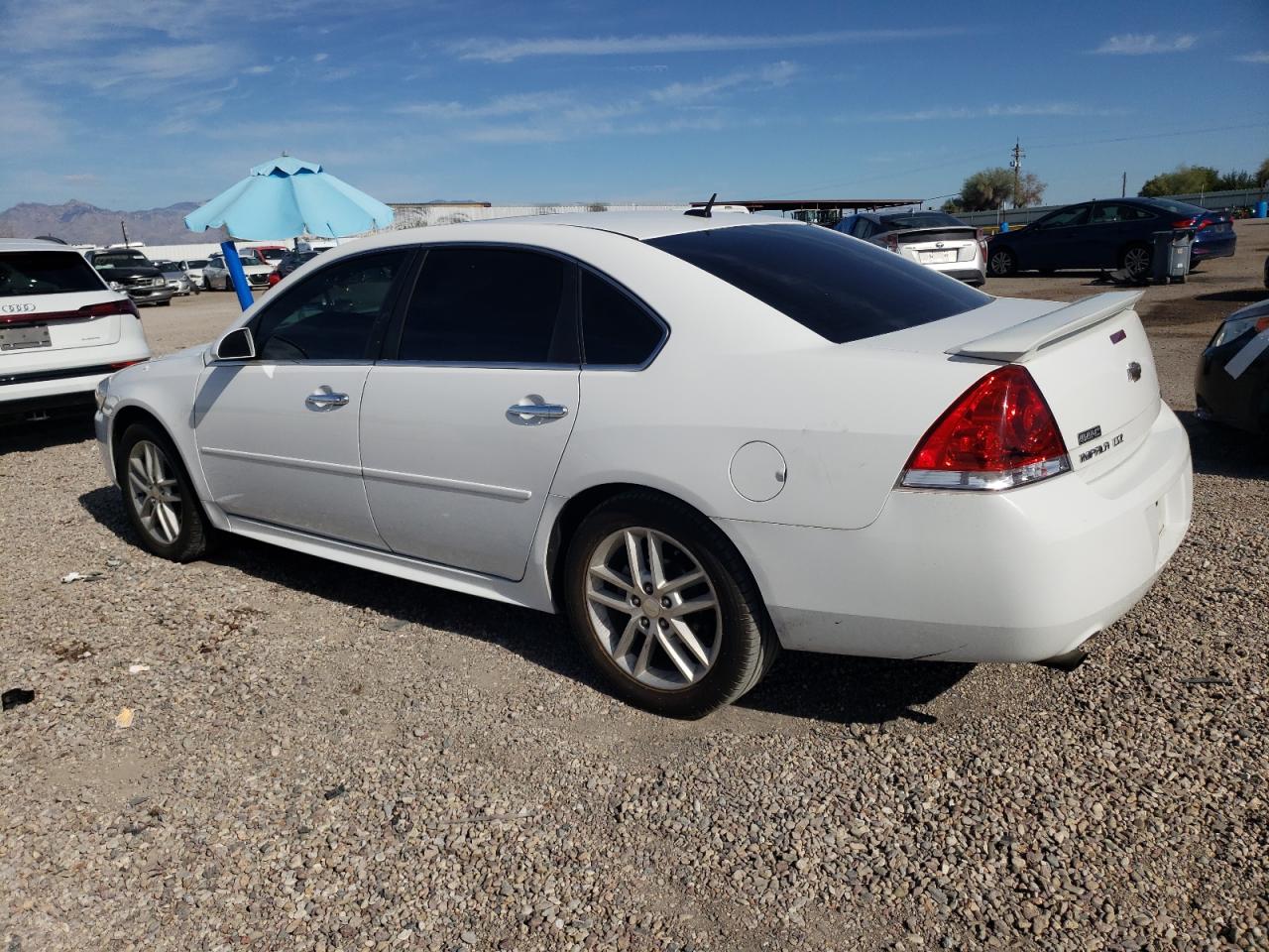 Изображение 2 2012 CHEVROLET IMPALA LTZ 2012 с VIN 2G1WC5E32C1152042