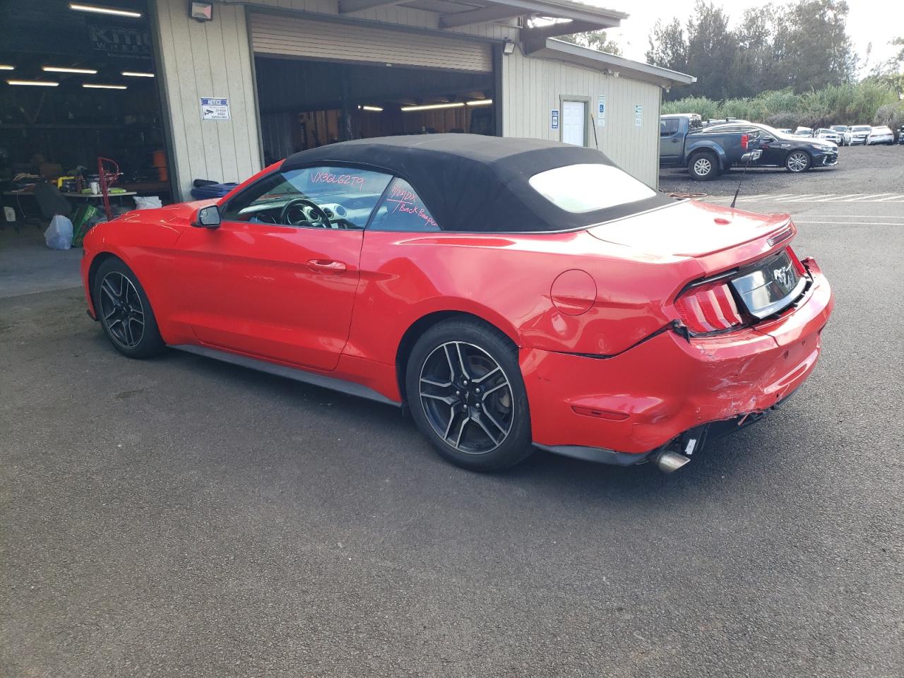 Obraz 2 z 2020 FORD MUSTANG  2020 z VIN 1FATP8UH8L5125901