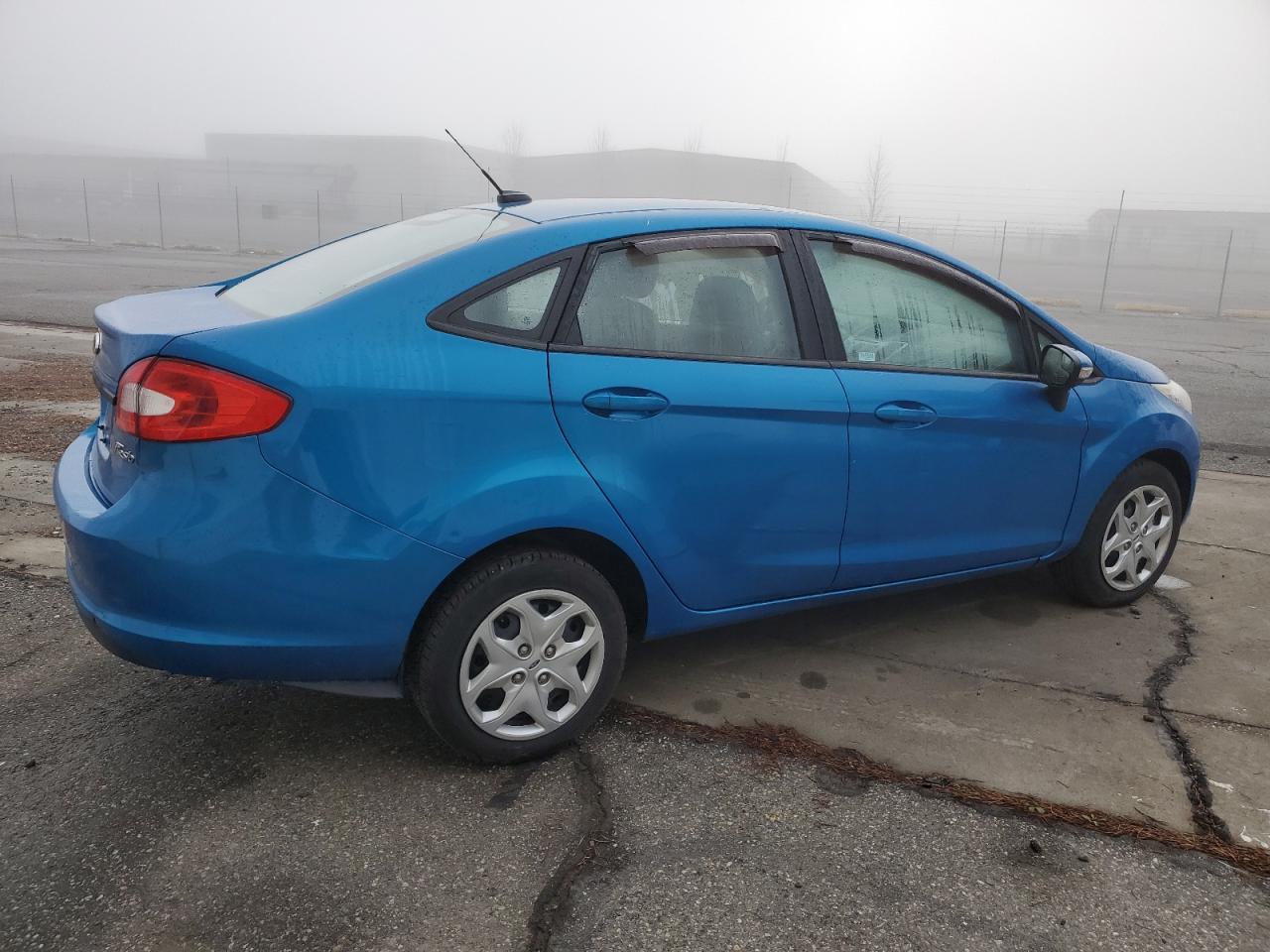 Image 3 of 2013 FORD FIESTA SE 2013 with VIN 3FADP4BJ7DM159584