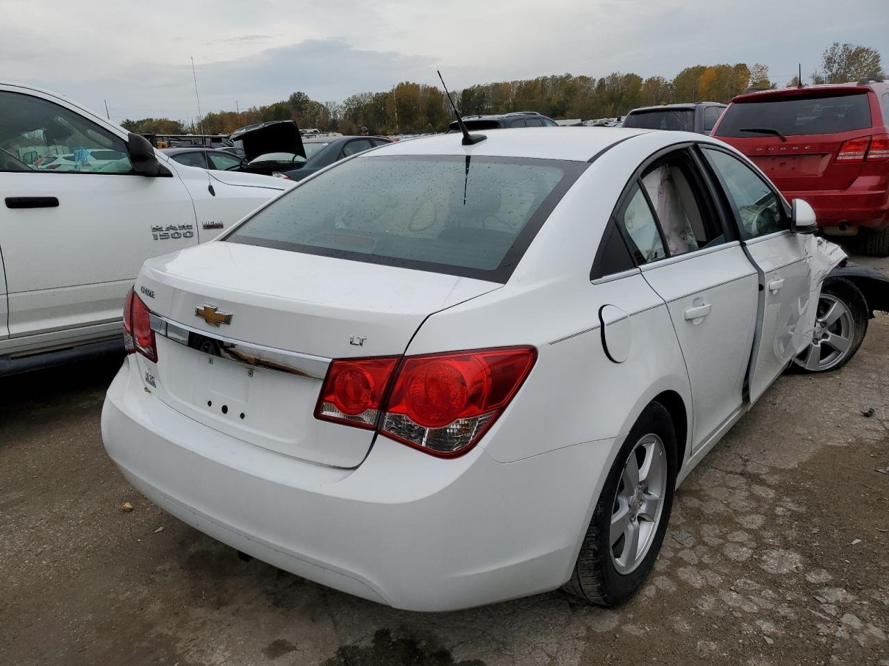 Obraz 3 z 2014 CHEVROLET CRUZE LT 2014 z VIN 1G1PC5SB8E7431081