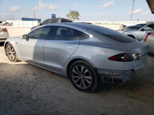 Изображение 2 2016 TESLA MODEL S  2016 с VIN 5YJSA1E26GF147232