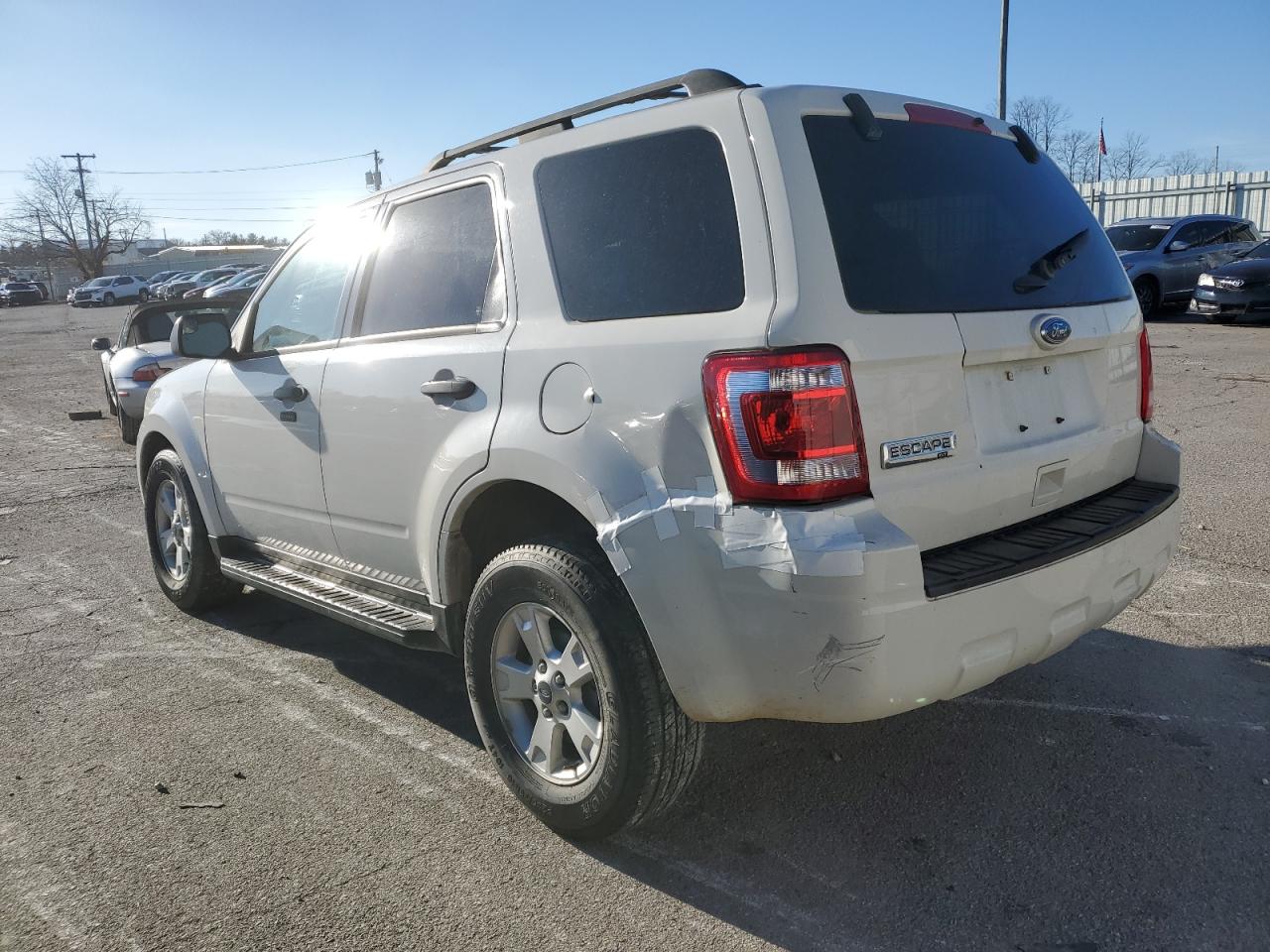 Obraz 2 z 2011 FORD ESCAPE XLT 2011 z VIN 1FMCU9D70BKB68561