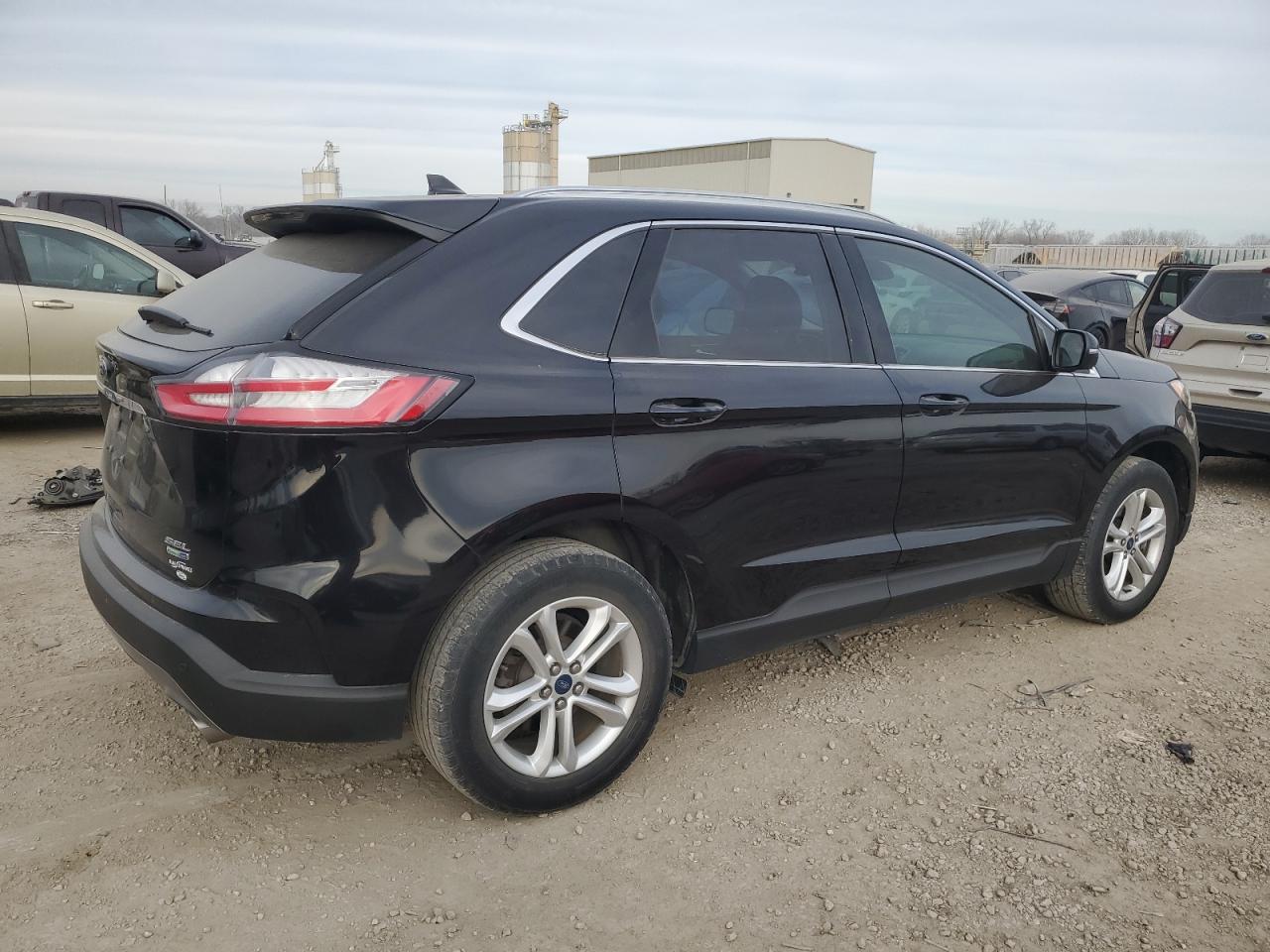 Obraz 3 z 2019 FORD EDGE SEL 2019 z VIN 2FMPK4J99KBC20425