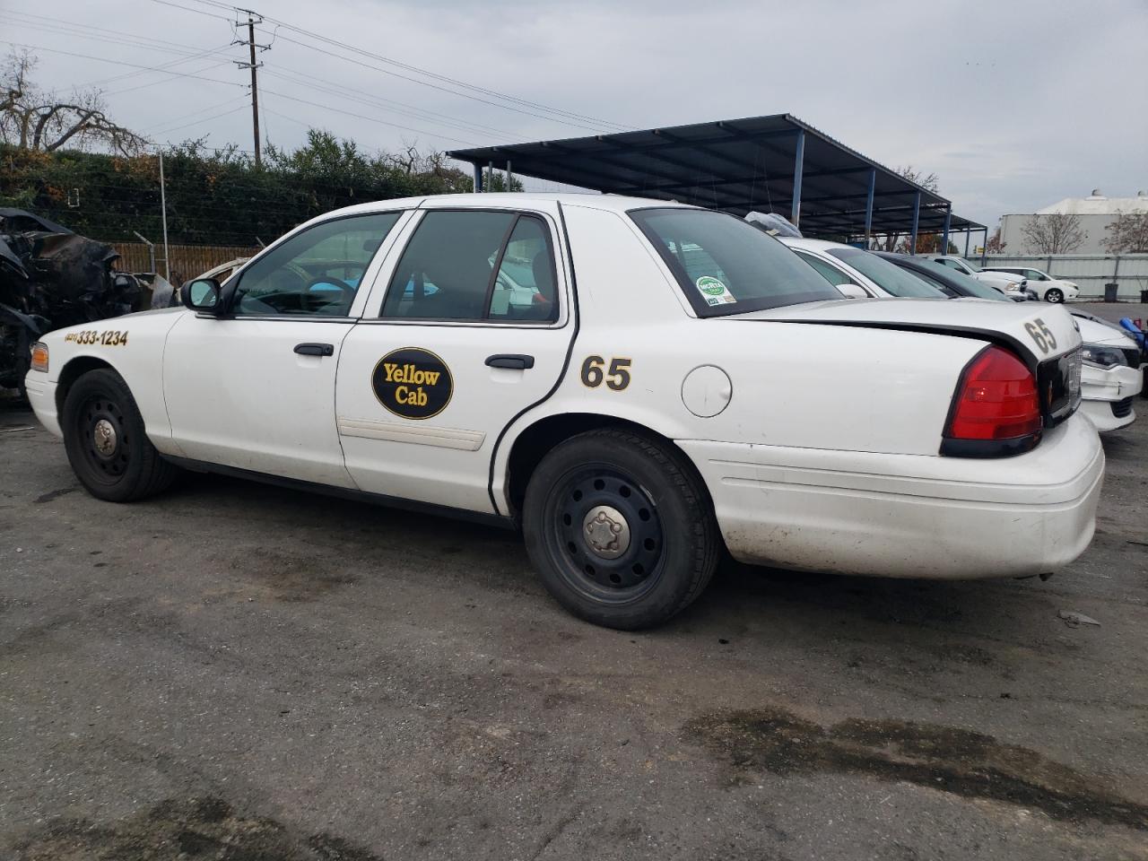 Image 2 of 2011 FORD CROWN VICTORIA POLICE INTERCEPTOR 2011 with VIN 2FABP7BV0BX182637