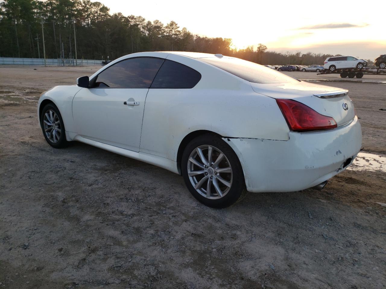 Obraz 2 z 2012 INFINITI G37  2012 z VIN JN1CV6ELXCM470895