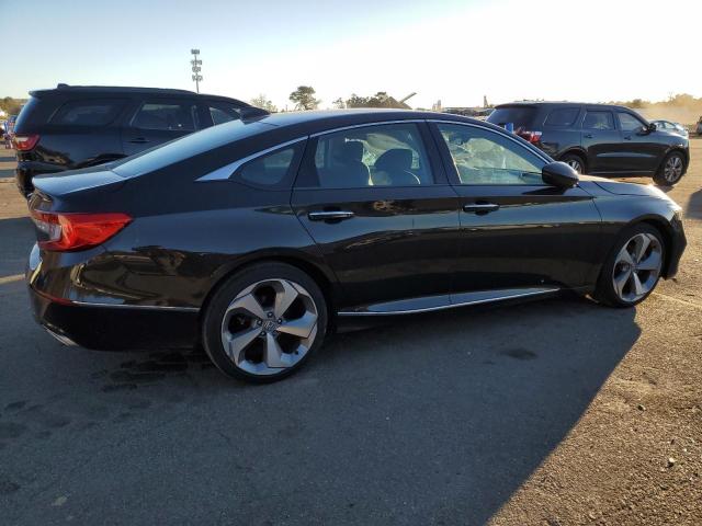 Изображение 3 2018 HONDA ACCORD TOURING 2018 с VIN 1HGCV1F9XJA069981