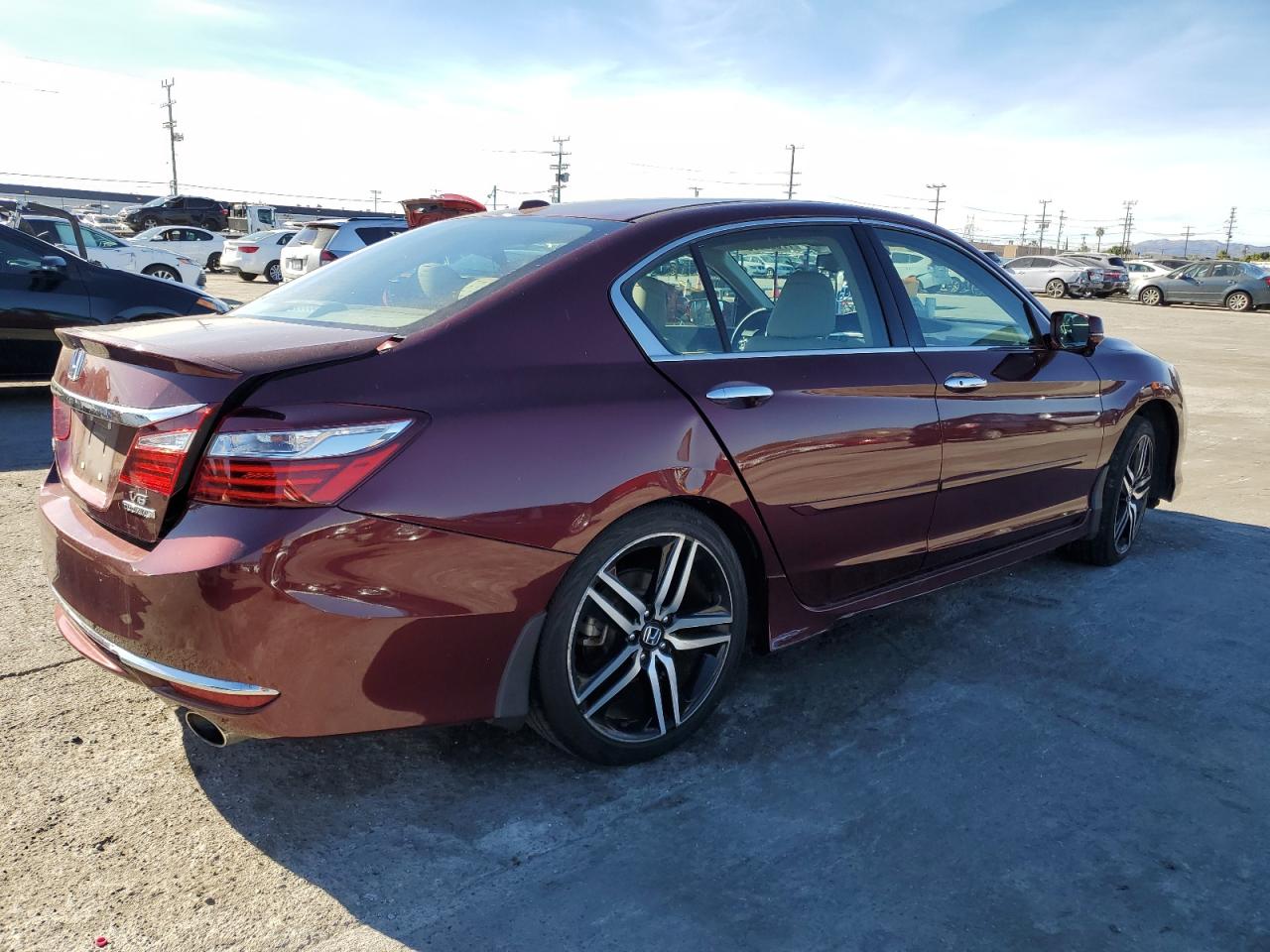 Image 3 of 2016 HONDA ACCORD TOURING 2016 with VIN 1HGCR3F94GA004827