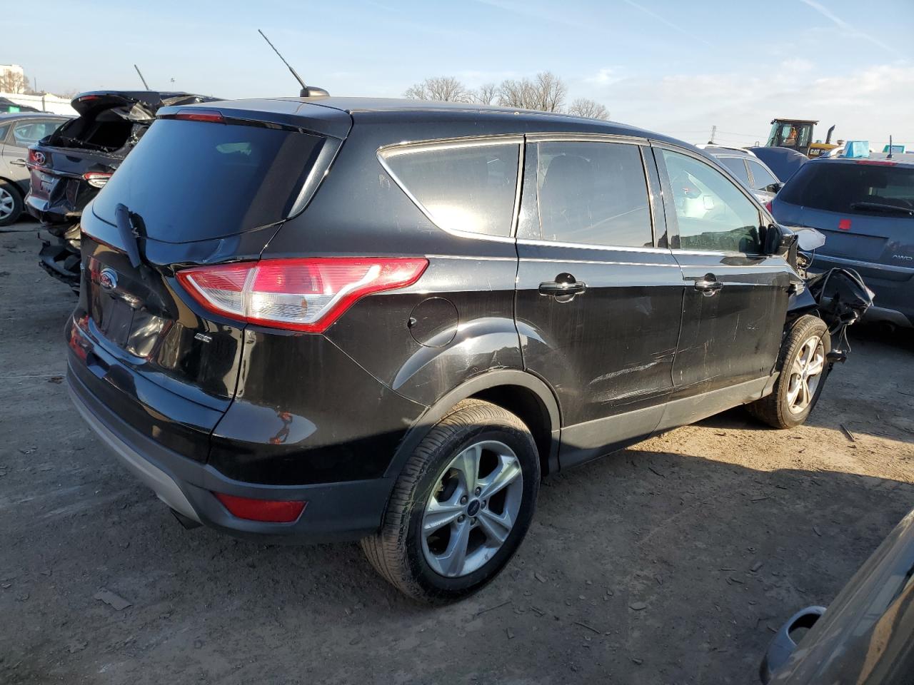 Изображение 3 2016 FORD ESCAPE SE 2016 с VIN 1FMCU0G70GUB95472