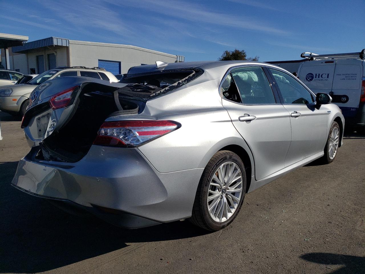 Изображение 3 2020 TOYOTA CAMRY XLE 2020 с VIN 4T1F31AK1LU012223