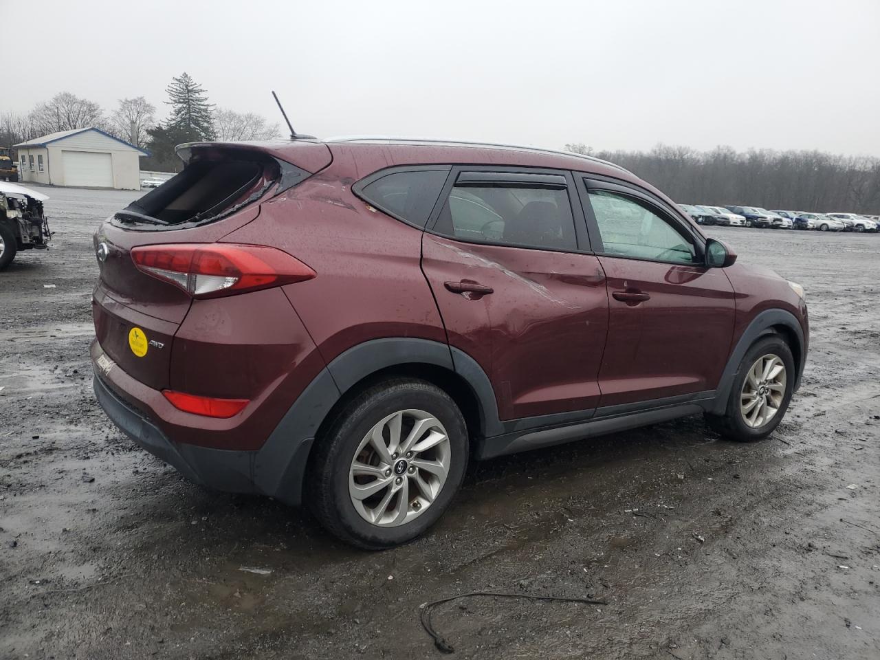 Image 3 of 2016 HYUNDAI TUCSON LIMITED 2016 with VIN KM8J3CA41GU038561