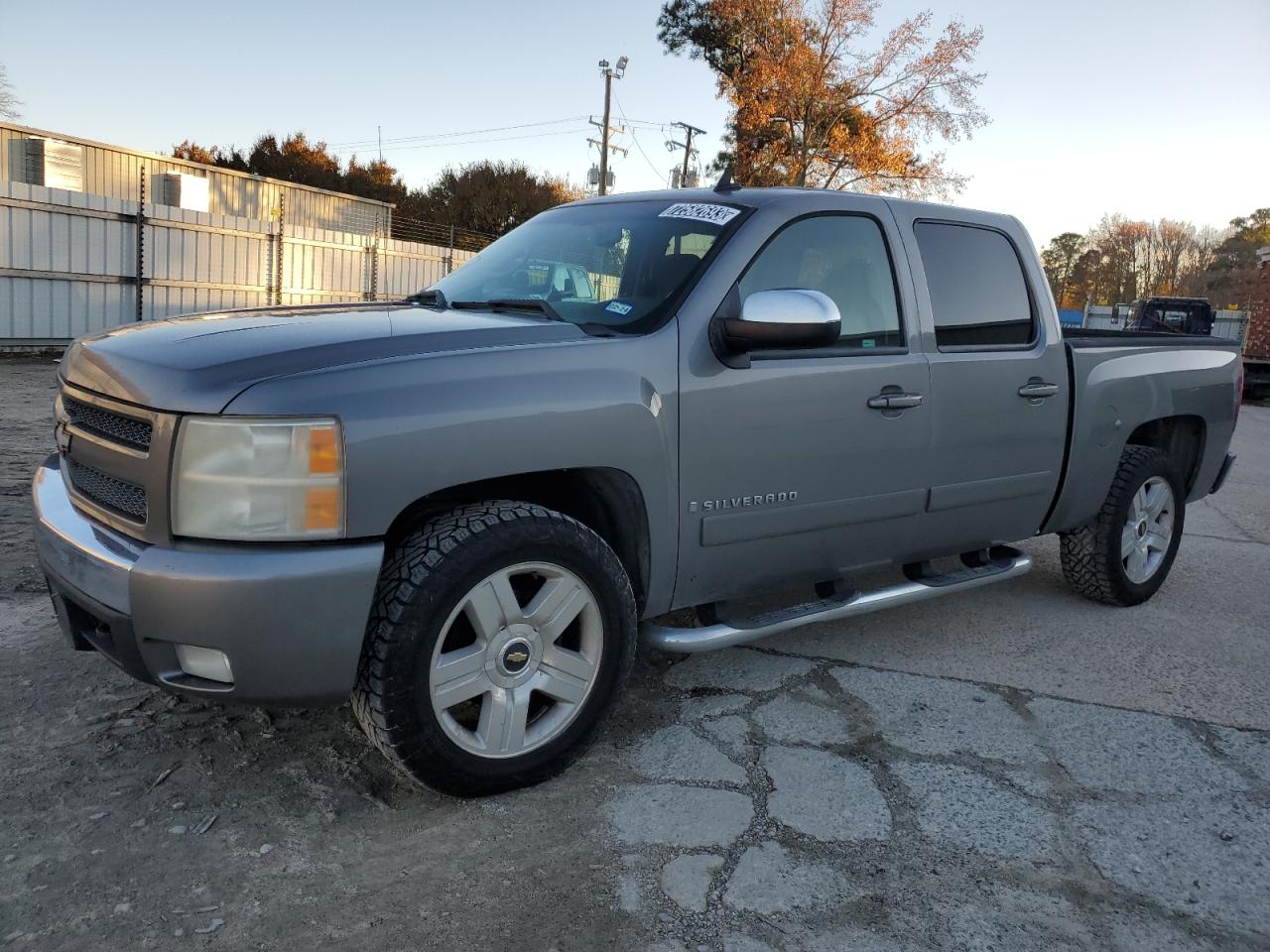 Obraz 1 z 2008 CHEVROLET SILVERADO C1500 2008 z VIN 2GCEC130X81177184