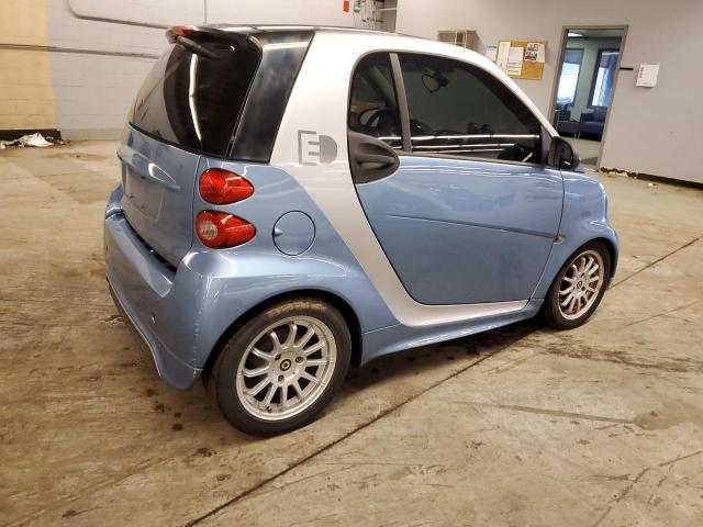 Image 3 of 2013 SMART FORTWO  2013 with VIN WMEEJ9AA2DK708888