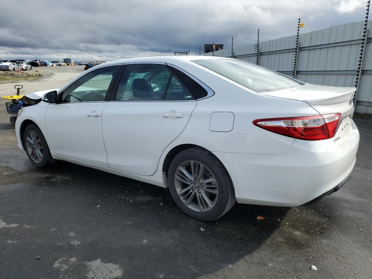Изображение 2 2017 TOYOTA CAMRY LE 2017 с VIN 4T1BF1FK3HU734363
