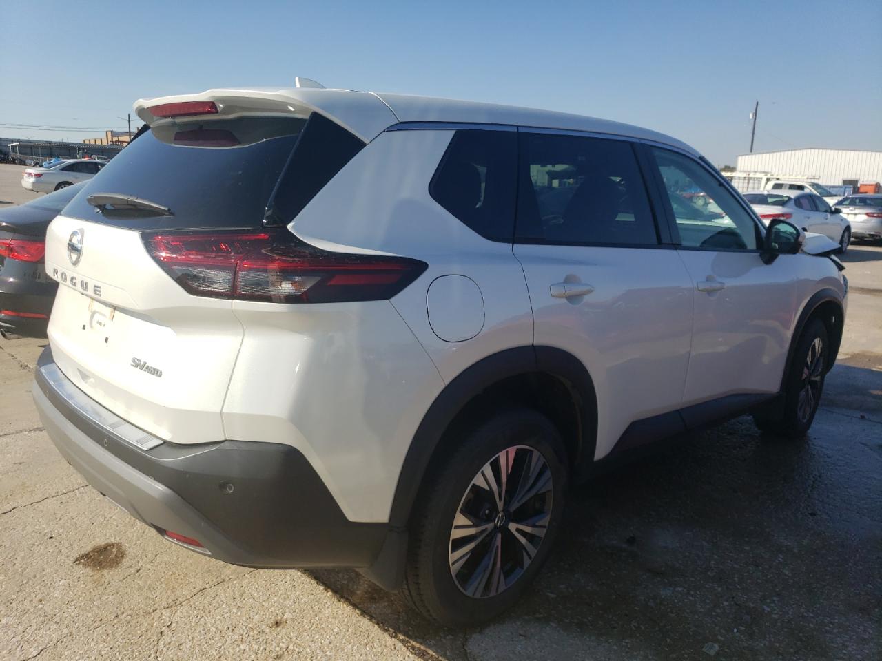 Obraz 3 z 2021 NISSAN ROGUE SV 2021 z VIN 5N1AT3BB0MC824236